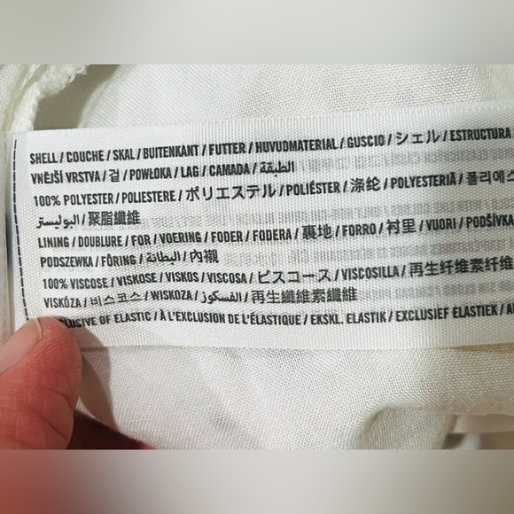 Abercrombie & Fitch Floral Midi Slit Dress
Size small - Picture 13 of 16